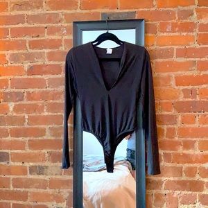 Black V-neck Body Suit